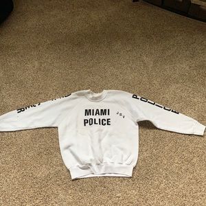 Fruit of the Loom size Medium crewneck